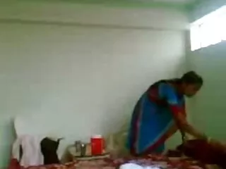 रात 5 फुल मूवी वीडियो में सेक्सी बजे