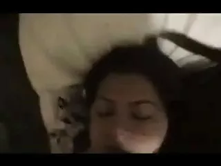 दिन का आनंद ले रहे सैमी सेक्सी मूवी वीडियो में रोड्स