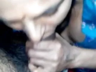 जूसी पूसी चाट फुल मूवी वीडियो में सेक्सी