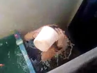 हॉट किरा एक होली खेलने हिंदी में सेक्सी फिल्म मूवी डिल्डो के साथ उनकी चूत
