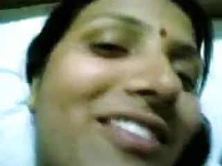 जर्मन पत्नी अपने विवाहित दोस्तों हिंदी में सेक्सी फुल मूवी के साथ बकवास करती है