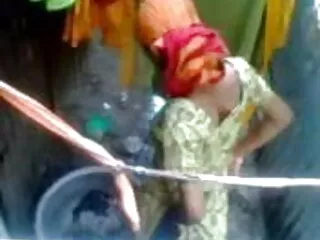 स्विंगिंग सेक्सी वीडियो हिंदी में मूवी मसाज लवर्स