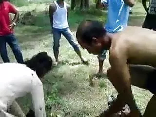 चेहरे किशोर ए + देता मूवी सेक्सी वीडियो में है