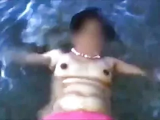 Kira सेक्सी मूवी वीडियो में सेक्सी